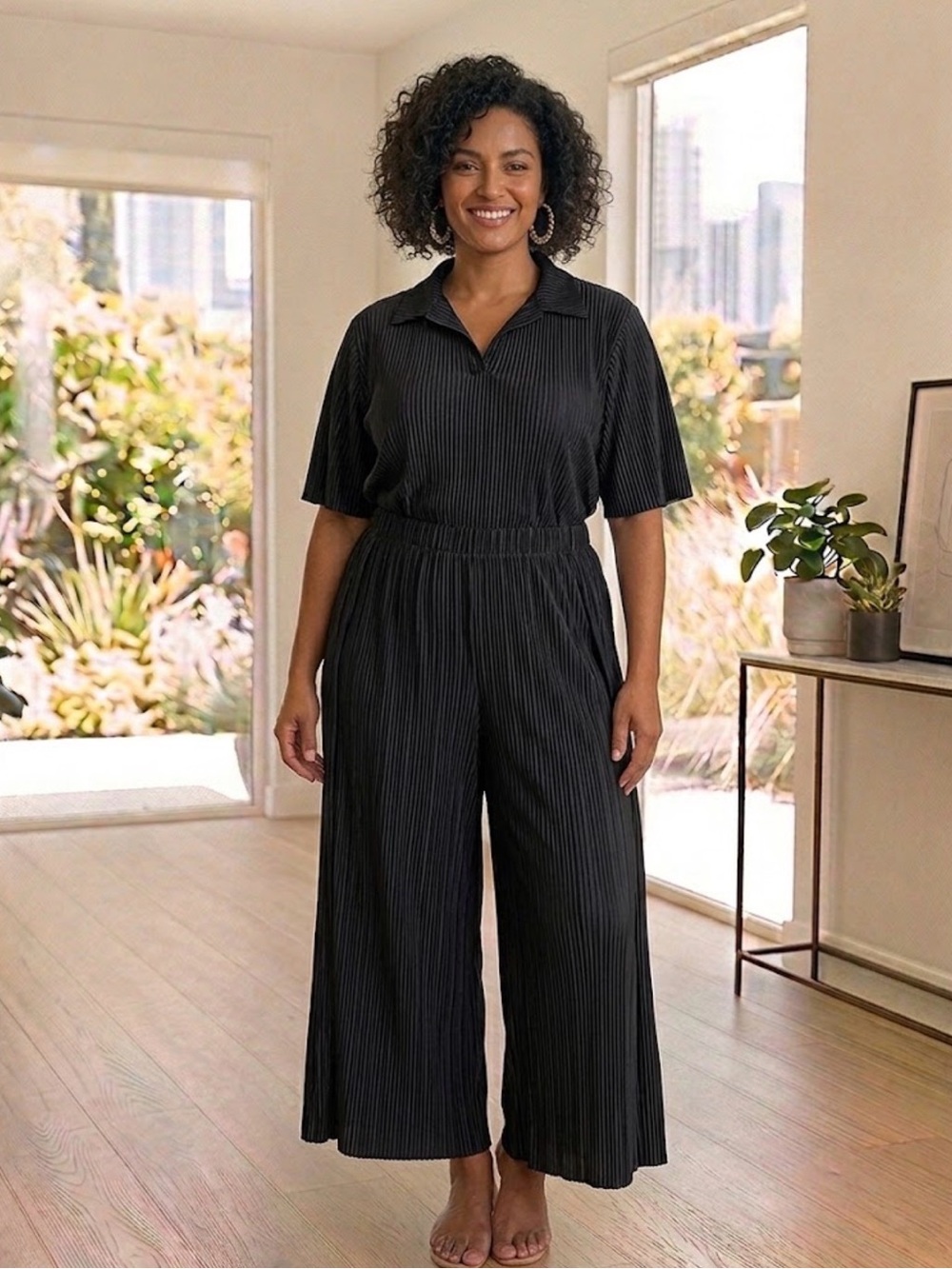 Women’s Black Wide-Leg Crop Pants with Elastic Waist